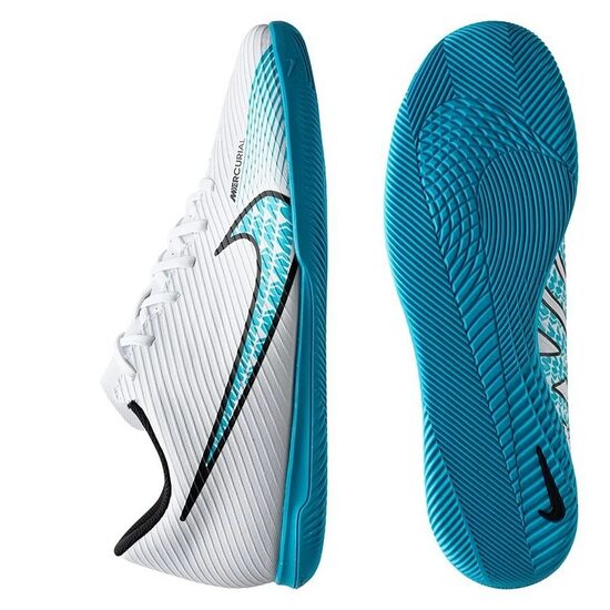 Buty piłkarskie hala nike